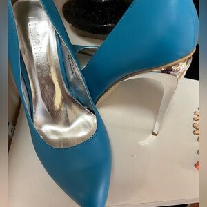 Chrome heel bright teal pump